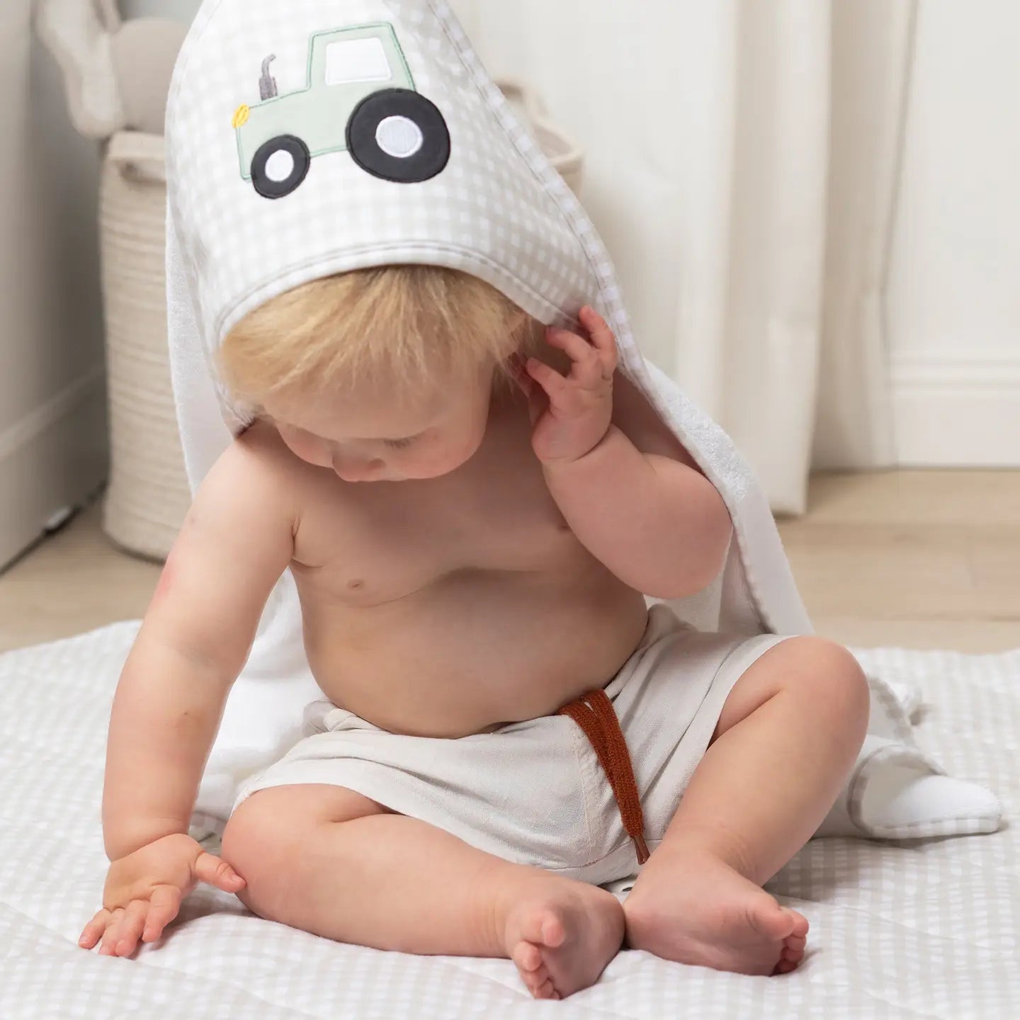 Tractor Hooded Towel
