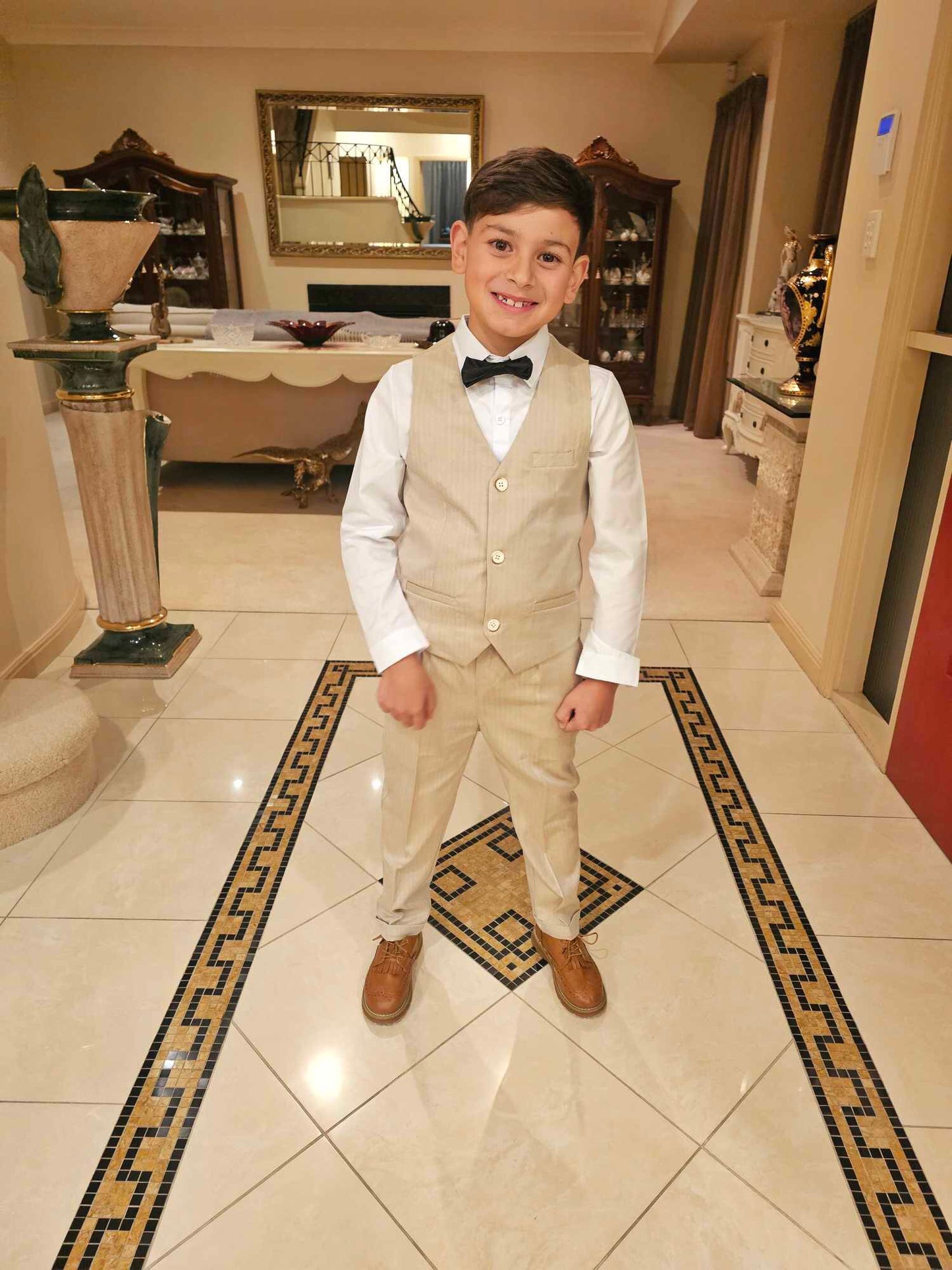 Luke’s 5 Piece Tan Suit Set