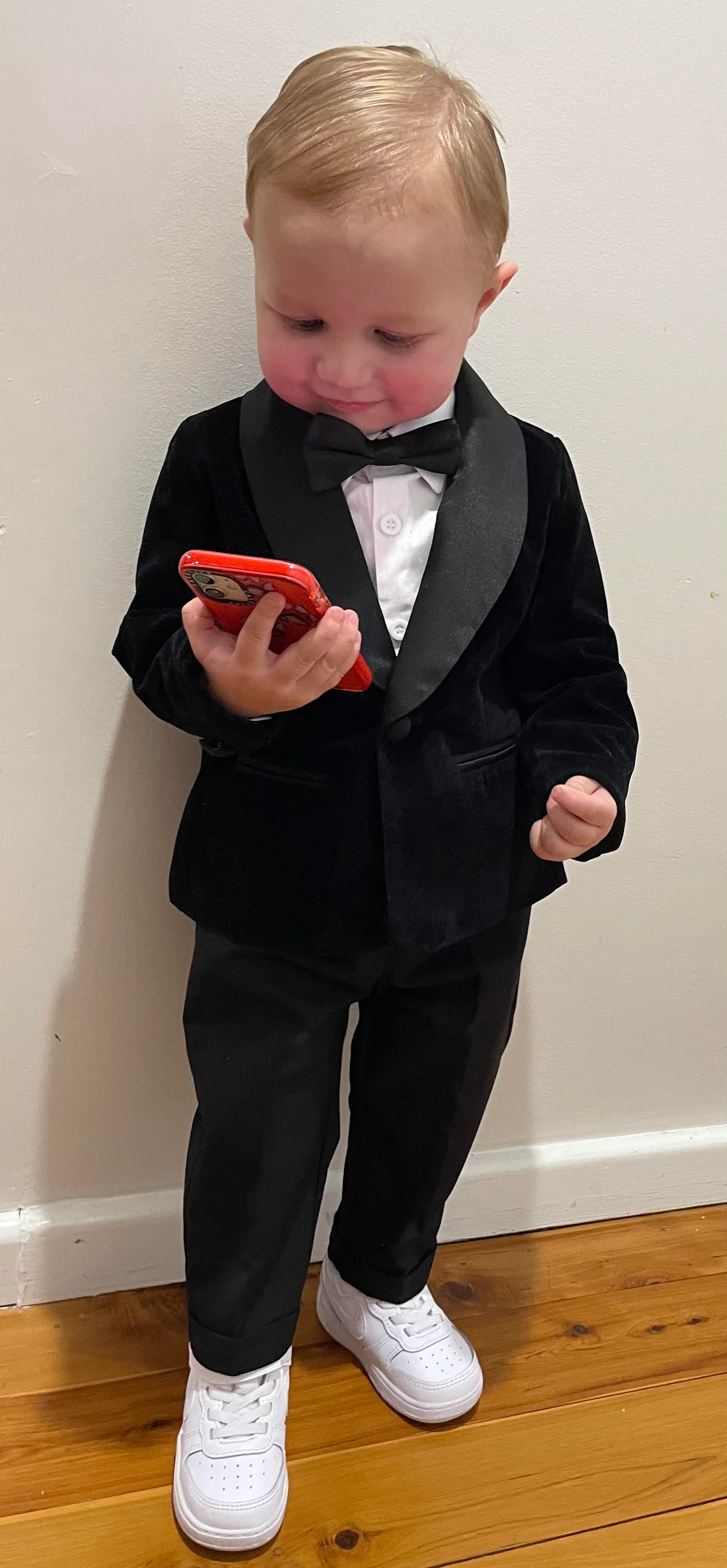 Austin’s 4 Piece Tuxedo Suit