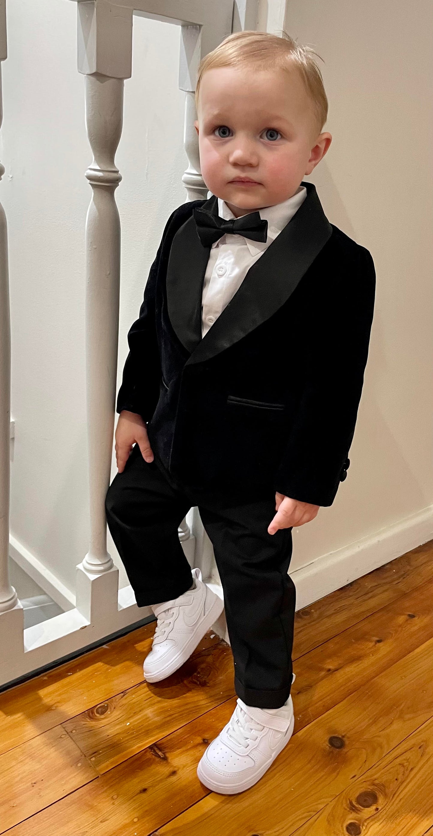 Austin’s 4 Piece Tuxedo Suit