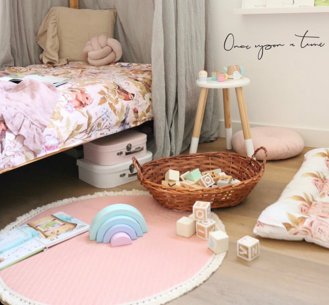 Bella & Ollie Luxe Leather Playmat