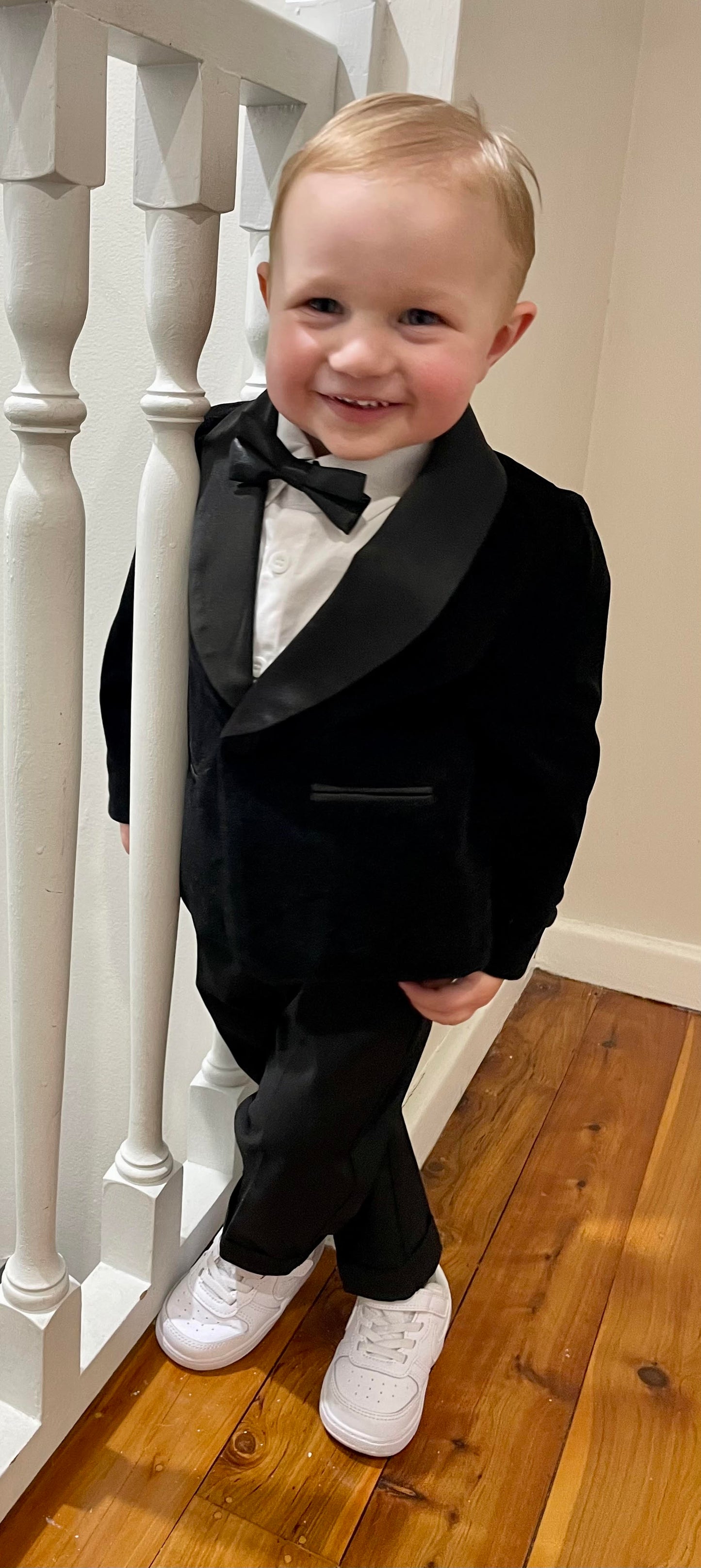 Austin’s 4 Piece Tuxedo Suit