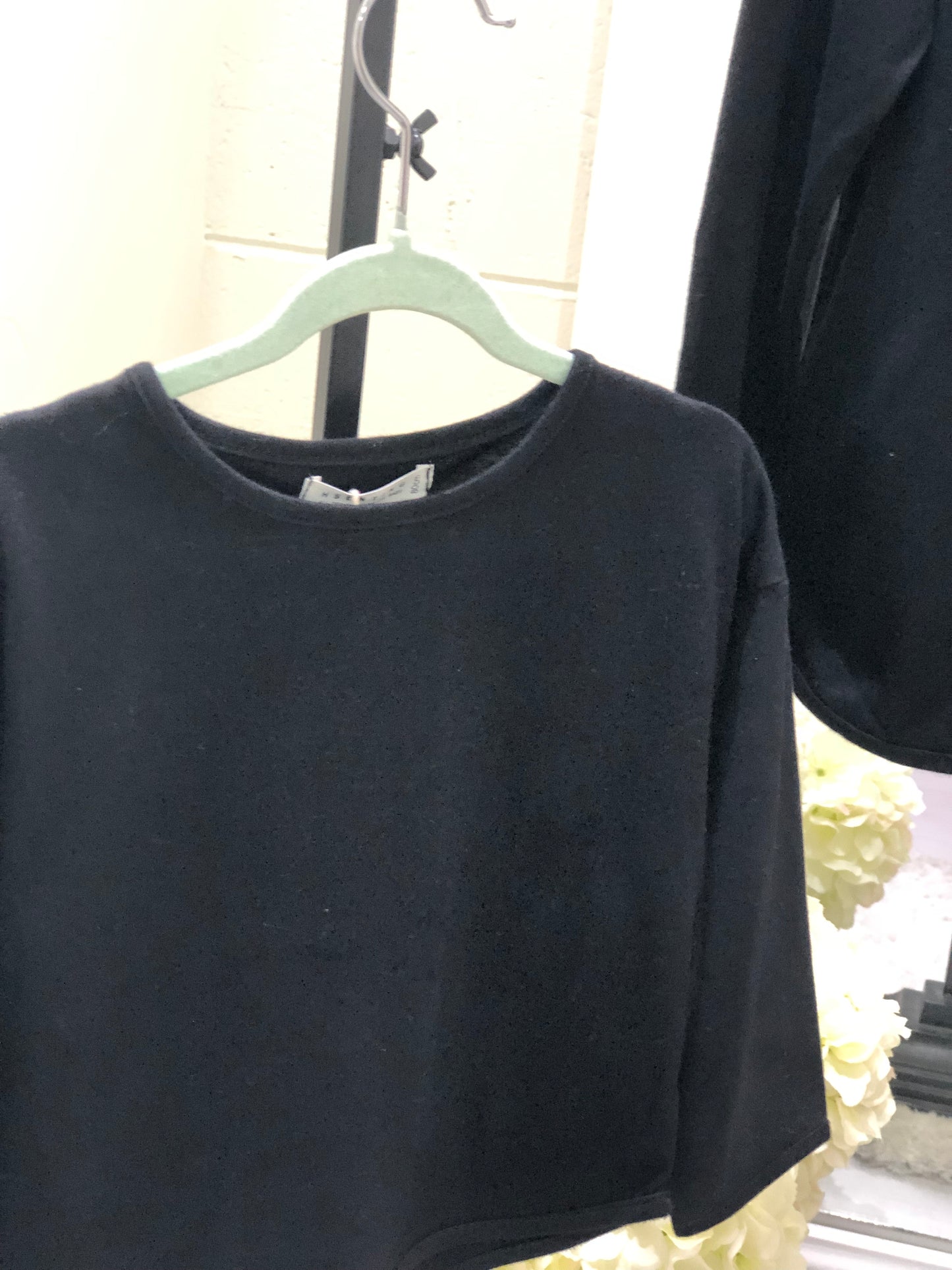 Unisex Basic Long Sleeve Tee