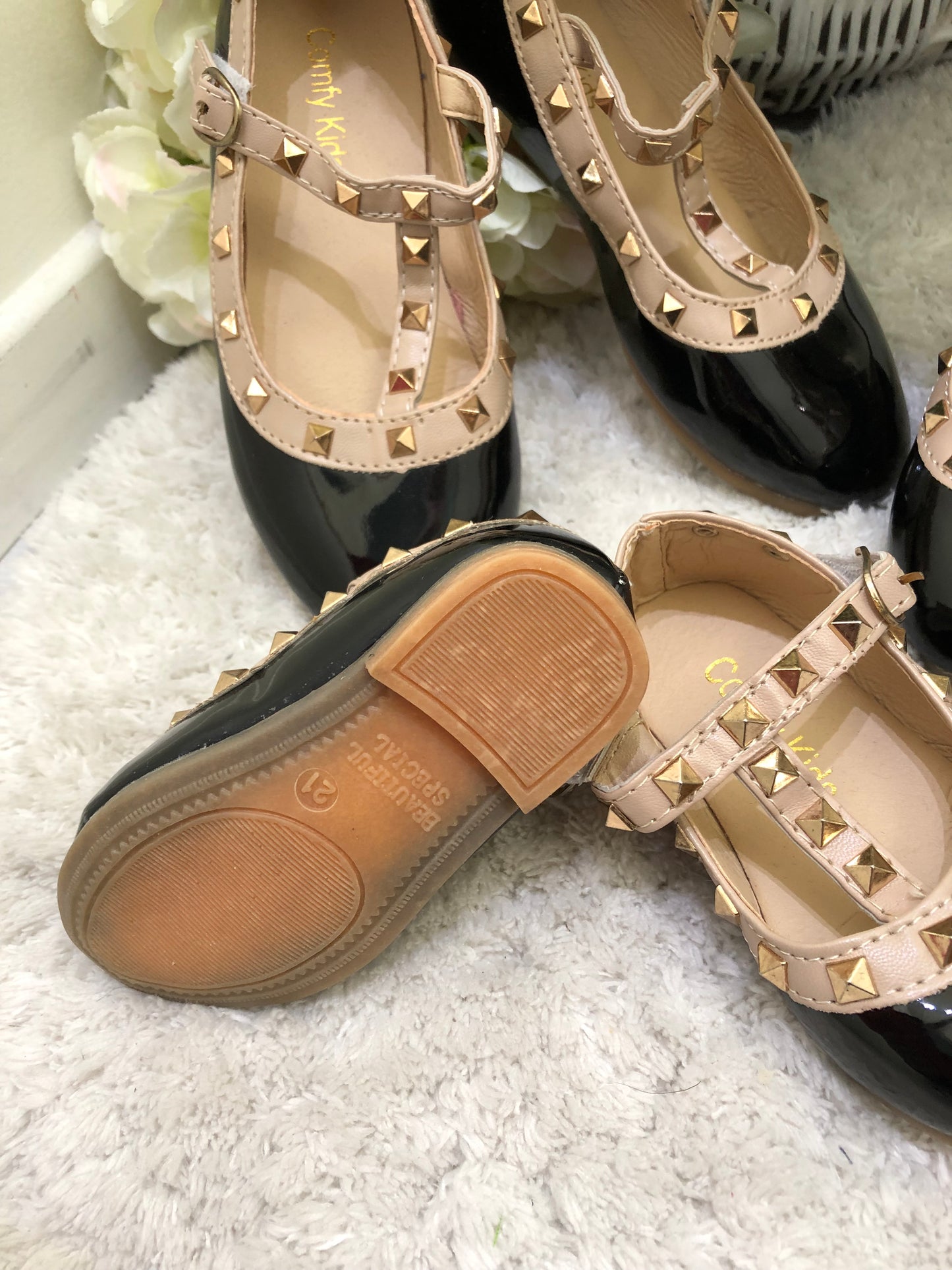 V-Stud Mary Jane Shoe Black or Pink