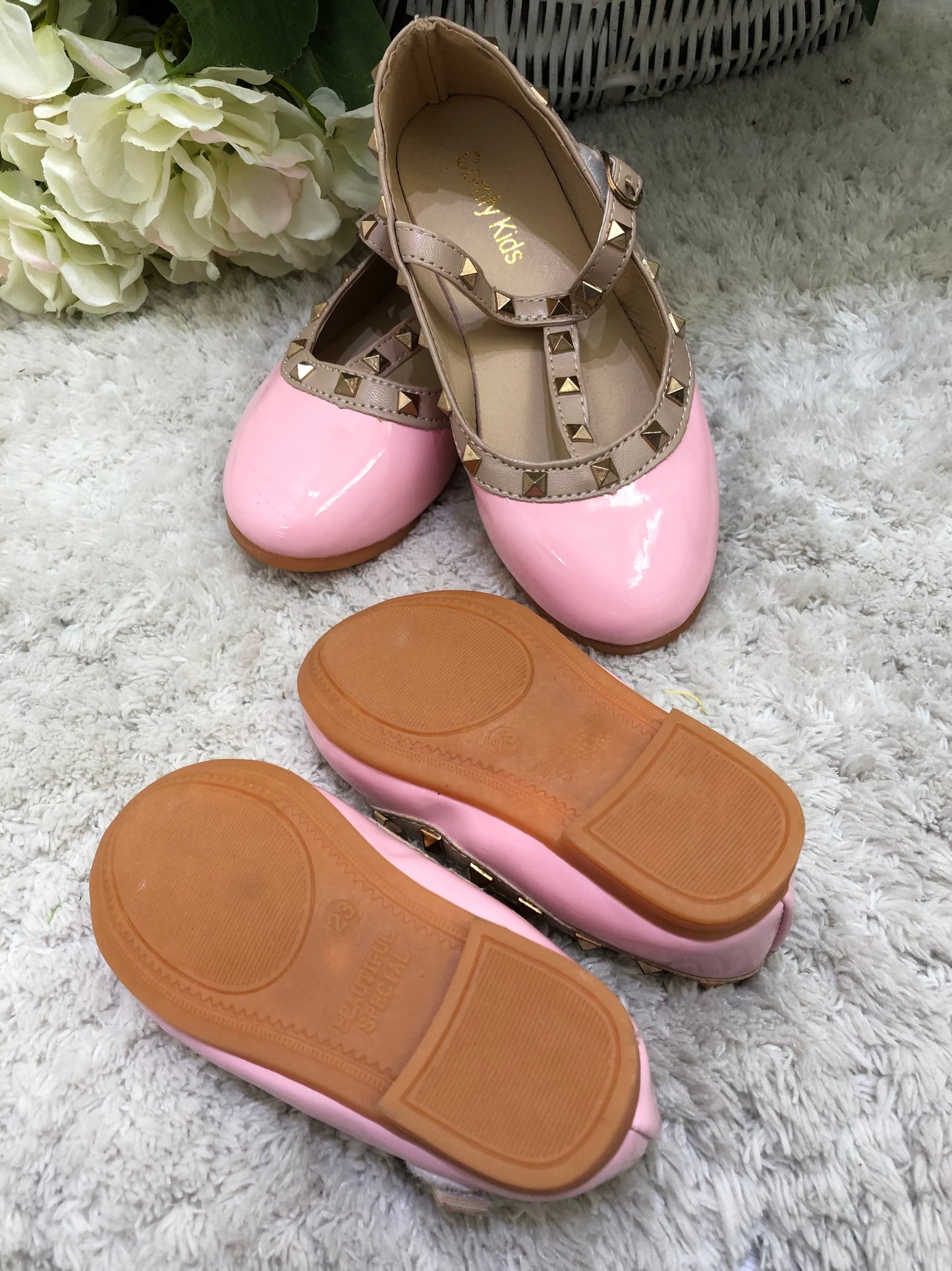 V-Stud Mary Jane Shoe Black or Pink