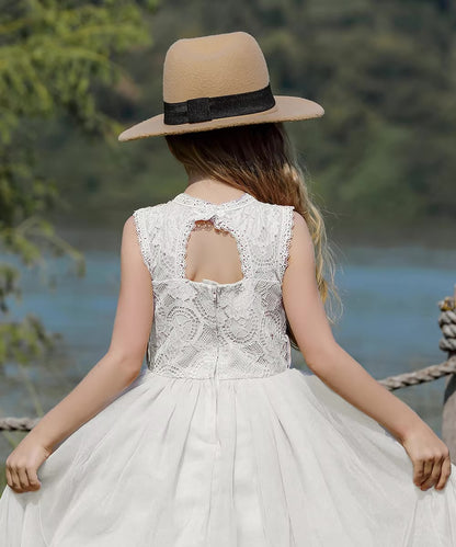 Zoe’s White dress