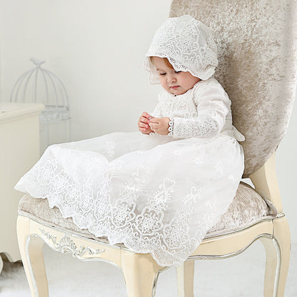 Chelsea’s Christening Gown