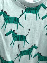 Load image into Gallery viewer, Zebra Tshirt